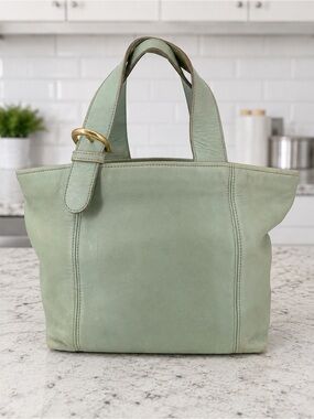 Coach Vintage 1997 Waverly 4133 Rare Aqua, Glove-Tanned. Made in Costa Rica